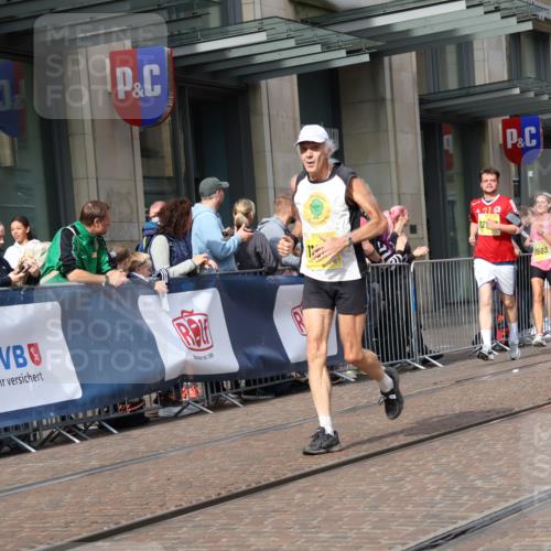 13.09.2026 - 21. swb-Marathon Bremen Strokosch-Dieckow http://msf.ph/oto/10302984 13.09.2026 10:51:04 Ziel 10334, 10381, 10471, 10515, 10544, 10763, 10808, 10825, 10862, 10887, 10984, 11145, 11503, 11537, 11787, 11801, 11973, 12051, 12133, 12424, 12548, 12552, 13631, 10200, 10267, 10537, 11076, 11087, 11170, 11339, 11537, 11625, 11626, 11753, 11961, 12004, 12070, 12179, 12303, 12351, 12407, 12560 meine-sportfotos.de