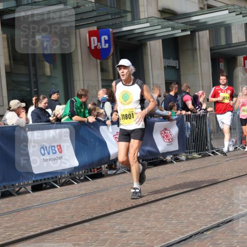 13.09.2026 - 21. swb-Marathon Bremen Strokosch-Dieckow http://msf.ph/oto/10302995 13.09.2026 10:51:04 Ziel 10334, 10381, 10471, 10515, 10544, 10763, 10808, 10825, 10862, 10887, 10984, 11145, 11503, 11537, 11787, 11801, 11973, 12051, 12133, 12424, 12548, 12552, 13631, 10200, 10267, 10537, 11076, 11087, 11170, 11339, 11537, 11625, 11626, 11753, 11961, 12004, 12070, 12179, 12303, 12351, 12407, 12560 meine-sportfotos.de