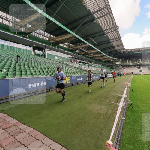 13.09.2026 - 21. swb-Marathon Bremen Michael Burmester http://msf.ph/oto/10302997 13.09.2026 12:42:17 Laufen im Stadion 371, 439, 650, 744, 749, 957, 1009, 1223, 1224, 1336, 1381, 1411, 1562, 1614, 1619, 1667, 1712, 1745, 1797, 1822, 1850, 1862, 1879, 2094, 2207, 2651, 2986, 3251, 3368, 3584, 3624, 4096, 4399, 4795, 4847, 4936, 5663, 5672, 5828, 6198, 6264, 6929, 6991, 7141, 8065, 8311, 8383, 8394, 8994, 9065, 9120, 9533, 277, 346, 807, 895, 901, 1118, 1248, 1320, 1323, 1472, 1576, 1587, 1604, 1717, 1751, 1911, 2141, 2352, 2670, 3080, 3606, 5160, 5163, 5912, 6112, 7650 meine-sportfotos.de