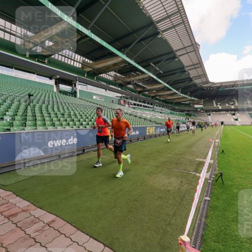 13.09.2026 - 21. swb-Marathon Bremen Michael Burmester http://msf.ph/oto/10303016 13.09.2026 12:42:32 Laufen im Stadion 439, 749, 1009, 1223, 1224, 1411, 1562, 1619, 1667, 1712, 1745, 1797, 1822, 1850, 1862, 1879, 1921, 2094, 2207, 2651, 2683, 2986, 3251, 3368, 3584, 3624, 3688, 4096, 4399, 4795, 4847, 5316, 5663, 5672, 5828, 6198, 6264, 6359, 6929, 6991, 7141, 8065, 8311, 8383, 8394, 8689, 8749, 8994, 9065, 9120, 9200, 9533, 277, 346, 807, 895, 901, 1118, 1248, 1320, 1323, 1472, 1576, 1587, 1604, 1717, 1751, 1911, 2141, 2352, 2670, 3080, 3606, 5160, 5163, 5912, 6112, 7650 meine-sportfotos.de