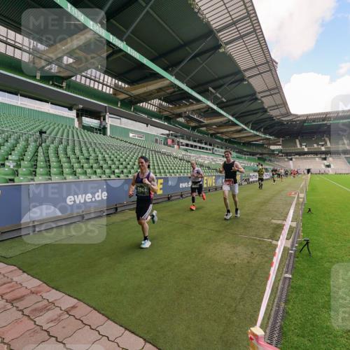 13.09.2026 - 21. swb-Marathon Bremen Michael Burmester http://msf.ph/oto/10303028 13.09.2026 12:42:36 Laufen im Stadion 439, 749, 819, 1009, 1223, 1224, 1411, 1562, 1619, 1667, 1712, 1745, 1797, 1822, 1850, 1862, 1879, 1921, 2094, 2207, 2651, 2683, 2986, 3251, 3368, 3584, 3624, 3688, 4096, 4399, 4795, 4847, 5316, 5663, 5672, 5828, 6198, 6264, 6359, 6929, 6991, 7141, 8311, 8383, 8394, 8689, 8749, 8994, 9065, 9120, 9153, 9200, 9533, 9849, 277, 346, 453, 807, 895, 901, 1118, 1248, 1320, 1323, 1472, 1576, 1587, 1717, 1751, 1911, 2141, 2352, 2670, 3080, 3606, 5160, 5163, 5912, 6112, 7650 meine-sportfotos.de