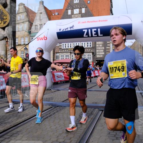 13.09.2026 - 21. swb-Marathon Bremen Tim E. http://msf.ph/oto/10303041 13.09.2026 10:45:49 Ziel 10318, 10352, 10536, 10541, 10583, 11063, 11088, 11209, 11232, 11478, 11749, 11835, 12290, 12355, 12475, 12534, 13532, 13628 meine-sportfotos.de