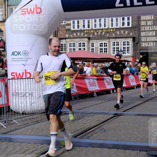 13.09.2026 - 21. swb-Marathon Bremen Tim E. http://msf.ph/oto/10303072 13.09.2026 10:45:55 Ziel 10318, 10352, 10464, 10536, 10541, 10583, 10987, 11015, 11063, 11088, 11209, 11232, 11279, 11559, 11749, 11845, 12087, 12290, 12355, 13532, 13595, 13628 meine-sportfotos.de