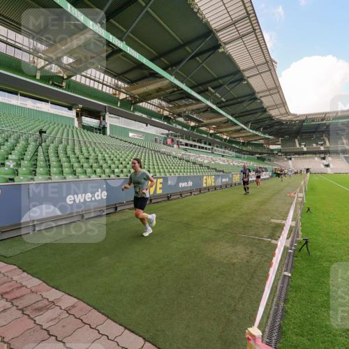 13.09.2026 - 21. swb-Marathon Bremen Michael Burmester http://msf.ph/oto/10303120 13.09.2026 12:43:45 Laufen im Stadion 439, 493, 623, 678, 681, 749, 819, 969, 1009, 1223, 1224, 1335, 1372, 1498, 1562, 1619, 1696, 1712, 1745, 1770, 1879, 1921, 2098, 2207, 2651, 2683, 3251, 3500, 3584, 3688, 4096, 4118, 4328, 4739, 4847, 4904, 5143, 5199, 5316, 5369, 5601, 5663, 5776, 5828, 6359, 6579, 6973, 7015, 7170, 7841, 7950, 8028, 8311, 8689, 8749, 8850, 8994, 9120, 9137, 9153, 9200, 9233, 9533, 9849, 13063, 13237, 126, 371, 453, 603, 640, 650, 671, 735, 744, 807, 862, 912, 957, 1136, 1336 meine-sportfotos.de