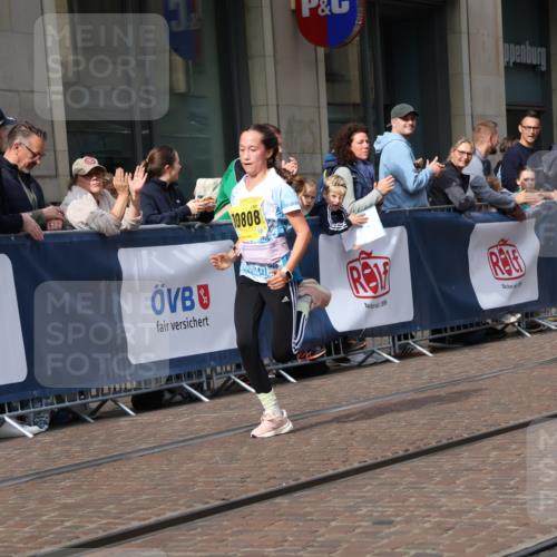 13.09.2026 - 21. swb-Marathon Bremen Strokosch-Dieckow http://msf.ph/oto/10303131 13.09.2026 10:51:10 Ziel 10334, 10381, 10544, 10763, 10825, 10862, 10887, 10984, 11145, 11503, 11787, 11973, 12051, 12329, 12424, 12548, 13631, 10200, 10471, 10515, 10537, 10808, 11087, 11170, 11339, 11503, 11537, 11625, 11626, 11801, 11973, 12004, 12133, 12179, 12303, 12351, 12407, 12552, 12560 meine-sportfotos.de