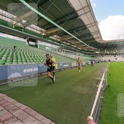 13.09.2026 - 21. swb-Marathon Bremen Michael Burmester http://msf.ph/oto/10303162 13.09.2026 12:44:29 Laufen im Stadion 280, 339, 493, 623, 678, 681, 715, 819, 969, 1264, 1301, 1335, 1372, 1498, 1696, 1770, 1921, 1937, 1975, 2020, 2098, 2683, 3092, 3271, 3500, 3609, 3688, 4118, 4328, 4739, 4904, 5092, 5143, 5199, 5316, 5369, 5601, 5776, 5996, 6359, 6579, 6973, 7015, 7170, 7206, 7265, 7715, 7841, 7950, 8028, 8689, 8749, 8850, 9129, 9137, 9153, 9200, 9233, 9583, 9849, 13063, 13168, 13237, 126, 371, 453, 603, 640, 650, 671, 735, 744, 862, 912, 957, 1136, 1336, 1411, 1822, 1850 meine-sportfotos.de