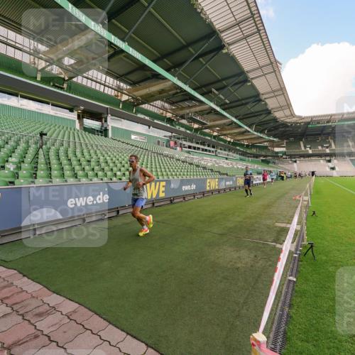 13.09.2026 - 21. swb-Marathon Bremen Michael Burmester http://msf.ph/oto/10303169 13.09.2026 12:44:30 Laufen im Stadion 280, 339, 493, 508, 623, 678, 681, 715, 819, 969, 1264, 1301, 1335, 1372, 1498, 1696, 1770, 1921, 1937, 1975, 2020, 2098, 2683, 3092, 3271, 3500, 3609, 3688, 4118, 4328, 4739, 4904, 5092, 5143, 5199, 5316, 5369, 5601, 5776, 5996, 6359, 6579, 6973, 7015, 7170, 7206, 7265, 7715, 7841, 7950, 8028, 8689, 8749, 8850, 9129, 9137, 9153, 9200, 9233, 9583, 9849, 13063, 13168, 13237, 126, 371, 453, 603, 640, 650, 671, 735, 744, 862, 912, 957, 1136, 1336, 1411, 1822, 1850 meine-sportfotos.de