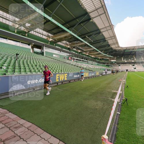 13.09.2026 - 21. swb-Marathon Bremen Michael Burmester http://msf.ph/oto/10303176 13.09.2026 12:44:37 Laufen im Stadion 280, 339, 493, 508, 623, 678, 681, 715, 819, 969, 1264, 1301, 1335, 1372, 1498, 1696, 1770, 1921, 1937, 1975, 2020, 2098, 3092, 3271, 3500, 3609, 3688, 4118, 4328, 4739, 4904, 5092, 5143, 5199, 5369, 5601, 5776, 5996, 6359, 6579, 6973, 7015, 7170, 7206, 7265, 7478, 7715, 7841, 7950, 8028, 8054, 8096, 8689, 8850, 9070, 9129, 9137, 9153, 9233, 9306, 9583, 9642, 9849, 13063, 13168, 13237, 126, 371, 603, 640, 650, 671, 735, 744, 862, 912, 957, 1136, 1336, 1411, 1667, 1822, 1850 meine-sportfotos.de