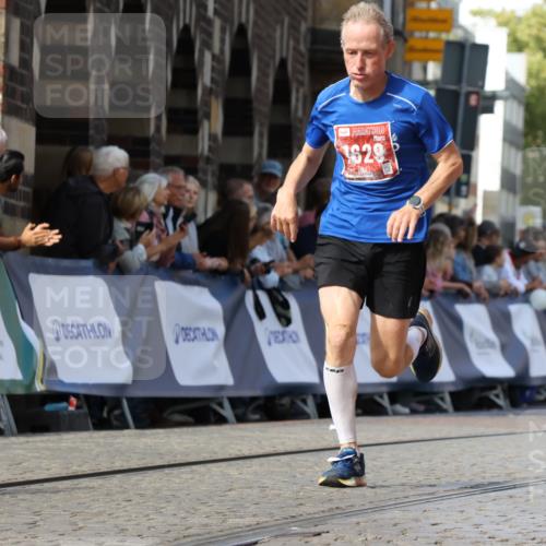 13.09.2026 - 21. swb-Marathon Bremen Strokosch-Dieckow http://msf.ph/oto/10303178 13.09.2026 12:54:35 Ziel 1256, 1629, 6112, 9399, 9617 meine-sportfotos.de