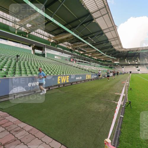 13.09.2026 - 21. swb-Marathon Bremen Michael Burmester http://msf.ph/oto/10303181 13.09.2026 12:44:39 Laufen im Stadion 280, 339, 493, 508, 623, 678, 681, 715, 788, 819, 969, 1264, 1301, 1335, 1372, 1498, 1696, 1770, 1937, 1975, 2020, 2098, 3092, 3271, 3500, 3609, 3688, 4118, 4328, 4739, 4904, 5092, 5143, 5199, 5369, 5601, 5776, 5996, 6359, 6579, 6973, 7015, 7170, 7206, 7265, 7478, 7715, 7841, 7950, 8028, 8054, 8096, 8689, 8850, 9070, 9129, 9137, 9153, 9233, 9306, 9583, 9642, 9849, 13063, 13168, 13237, 126, 371, 603, 640, 650, 671, 735, 744, 862, 912, 957, 1136, 1336, 1411, 1667, 1822, 1850 meine-sportfotos.de