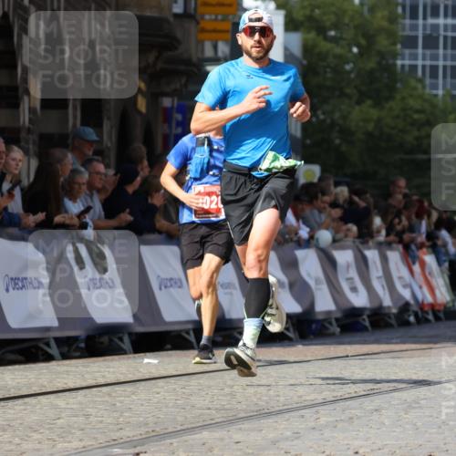 13.09.2026 - 21. swb-Marathon Bremen Strokosch-Dieckow http://msf.ph/oto/10303223 13.09.2026 12:54:57 Ziel 1020, 13085 meine-sportfotos.de