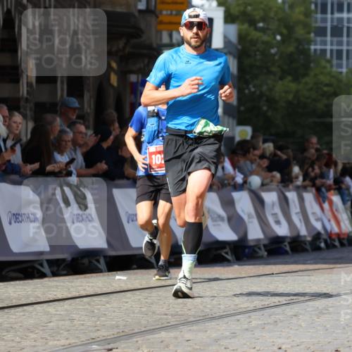 13.09.2026 - 21. swb-Marathon Bremen Strokosch-Dieckow http://msf.ph/oto/10303232 13.09.2026 12:54:57 Ziel 1020, 13085 meine-sportfotos.de