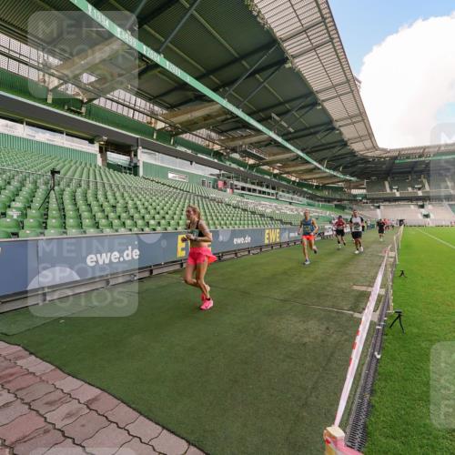 13.09.2026 - 21. swb-Marathon Bremen Michael Burmester http://msf.ph/oto/10303273 13.09.2026 12:45:46 Laufen im Stadion 195, 280, 339, 474, 493, 508, 538, 567, 681, 697, 715, 788, 1017, 1034, 1181, 1241, 1264, 1277, 1301, 1335, 1696, 1863, 1937, 1975, 2020, 2084, 2087, 2297, 2809, 2889, 3092, 3271, 3609, 4110, 4118, 4157, 4328, 5024, 5092, 5238, 5283, 5674, 5719, 5996, 6918, 6973, 7206, 7265, 7336, 7478, 7715, 8054, 8096, 8319, 8325, 8331, 8670, 8701, 8756, 8936, 9070, 9129, 9273, 9306, 9495, 9583, 9642, 13034, 13168, 439, 1411, 1667, 1822, 1850 meine-sportfotos.de