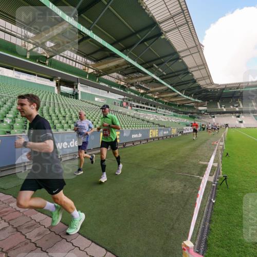 13.09.2026 - 21. swb-Marathon Bremen Michael Burmester http://msf.ph/oto/10303293 13.09.2026 12:45:52 Laufen im Stadion 195, 280, 339, 474, 493, 508, 538, 567, 604, 697, 715, 788, 1017, 1034, 1181, 1241, 1264, 1277, 1301, 1335, 1696, 1863, 1937, 1975, 2020, 2084, 2087, 2297, 2809, 2889, 3092, 3271, 3609, 4110, 4157, 4236, 4328, 5024, 5092, 5238, 5283, 5674, 5719, 5996, 6918, 7206, 7265, 7336, 7478, 7715, 8054, 8096, 8319, 8325, 8331, 8670, 8701, 8756, 8936, 9070, 9129, 9273, 9306, 9495, 9544, 9583, 9642, 13034, 13168, 439, 1411, 1667, 1822, 1850 meine-sportfotos.de