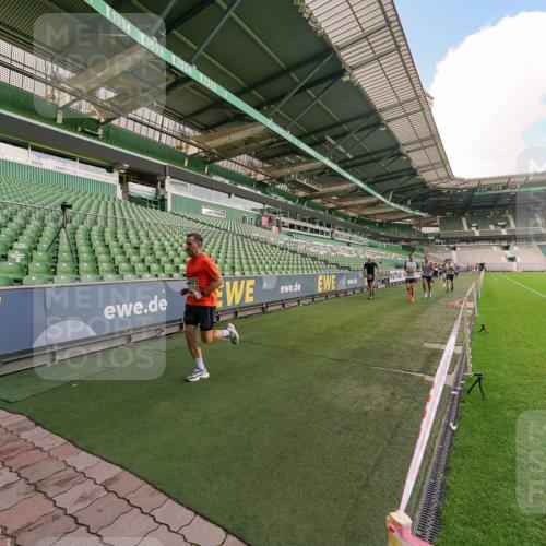 13.09.2026 - 21. swb-Marathon Bremen Michael Burmester http://msf.ph/oto/10303297 13.09.2026 12:45:55 Laufen im Stadion 195, 280, 339, 474, 493, 508, 538, 567, 604, 697, 715, 788, 1017, 1034, 1181, 1241, 1264, 1277, 1301, 1863, 1937, 1975, 2020, 2021, 2084, 2087, 2297, 2809, 2889, 3092, 3271, 3609, 4110, 4157, 4236, 5024, 5092, 5238, 5283, 5674, 5719, 5996, 6918, 7206, 7265, 7336, 7478, 7715, 8054, 8096, 8319, 8325, 8331, 8670, 8701, 8756, 8936, 8983, 9070, 9129, 9273, 9306, 9495, 9544, 9583, 9642, 13034, 13168, 439, 1411, 1667, 1822, 1850 meine-sportfotos.de