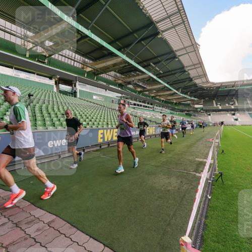 13.09.2026 - 21. swb-Marathon Bremen Michael Burmester http://msf.ph/oto/10303302 13.09.2026 12:45:59 Laufen im Stadion 195, 280, 339, 474, 508, 538, 567, 604, 697, 715, 788, 1017, 1034, 1181, 1241, 1264, 1277, 1301, 1863, 1937, 1975, 2020, 2021, 2084, 2087, 2297, 2809, 2889, 3092, 3271, 3609, 4110, 4157, 4236, 4777, 5024, 5092, 5238, 5283, 5674, 5719, 5996, 6815, 6918, 7206, 7336, 7478, 7715, 8054, 8096, 8319, 8325, 8331, 8670, 8701, 8756, 8936, 8983, 9070, 9129, 9273, 9306, 9495, 9544, 9583, 9642, 13034, 13168, 439, 1411, 1667, 1822, 1850 meine-sportfotos.de