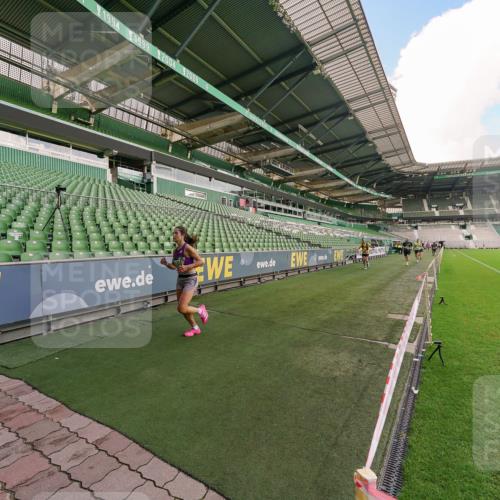 13.09.2026 - 21. swb-Marathon Bremen Michael Burmester http://msf.ph/oto/10303328 13.09.2026 12:46:14 Laufen im Stadion 195, 280, 474, 508, 538, 567, 604, 697, 788, 868, 1017, 1034, 1181, 1241, 1264, 1277, 1863, 1937, 2020, 2021, 2084, 2087, 2297, 2538, 2809, 2889, 3092, 3196, 3271, 3609, 4110, 4157, 4236, 4777, 5024, 5092, 5238, 5283, 5674, 5719, 6053, 6686, 6815, 6918, 7336, 7478, 7814, 7871, 8054, 8096, 8319, 8325, 8331, 8334, 8670, 8701, 8756, 8936, 8983, 9070, 9129, 9273, 9306, 9495, 9544, 9583, 9642, 9813, 13034, 13168, 439, 1667, 1850 meine-sportfotos.de