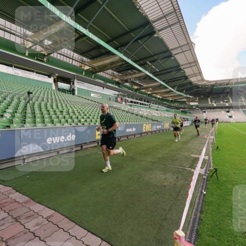 13.09.2026 - 21. swb-Marathon Bremen Michael Burmester http://msf.ph/oto/10303336 13.09.2026 12:46:20 Laufen im Stadion 195, 280, 474, 508, 538, 567, 604, 697, 788, 868, 1017, 1034, 1181, 1241, 1277, 1554, 1863, 1937, 2020, 2021, 2084, 2087, 2297, 2538, 2809, 2889, 3092, 3196, 3271, 3424, 3520, 3609, 4110, 4157, 4236, 4777, 5024, 5092, 5238, 5283, 5674, 5719, 5725, 6053, 6686, 6815, 6918, 7102, 7336, 7478, 7814, 7871, 8054, 8096, 8319, 8325, 8331, 8334, 8670, 8701, 8756, 8936, 8983, 9070, 9129, 9273, 9306, 9495, 9544, 9583, 9642, 9813, 13034, 439, 1667, 1850 meine-sportfotos.de