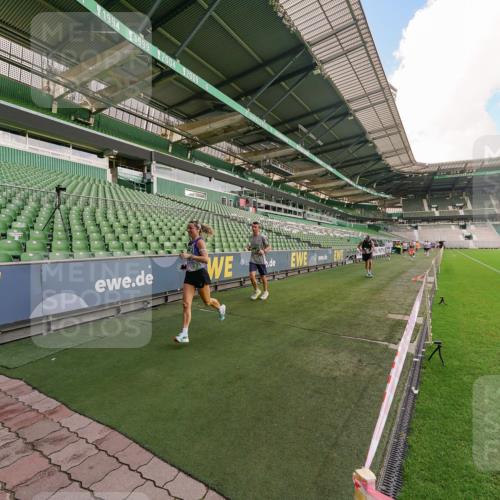 13.09.2026 - 21. swb-Marathon Bremen Michael Burmester http://msf.ph/oto/10303387 13.09.2026 12:46:48 Laufen im Stadion 195, 474, 538, 567, 604, 621, 697, 788, 868, 1017, 1034, 1181, 1241, 1277, 1554, 1863, 2021, 2084, 2087, 2266, 2297, 2538, 2646, 2809, 2889, 3118, 3196, 3284, 3297, 3424, 3520, 4025, 4110, 4157, 4236, 4239, 4614, 4729, 4777, 4808, 4992, 5024, 5238, 5283, 5674, 5719, 5725, 5976, 6053, 6686, 6784, 6815, 6918, 7102, 7336, 7814, 7871, 8060, 8319, 8325, 8331, 8334, 8670, 8701, 8756, 8936, 8983, 9061, 9070, 9273, 9495, 9544, 9689, 9813, 9918, 13034, 439 meine-sportfotos.de