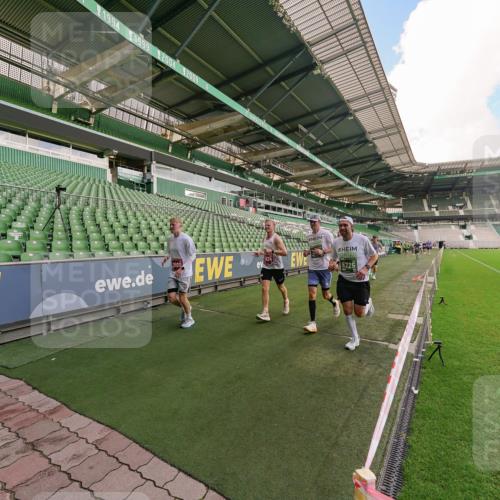 13.09.2026 - 21. swb-Marathon Bremen Michael Burmester http://msf.ph/oto/10303402 13.09.2026 12:46:58 Laufen im Stadion 195, 538, 567, 604, 621, 697, 868, 1017, 1034, 1181, 1241, 1277, 1554, 1863, 2021, 2084, 2087, 2266, 2297, 2538, 2646, 2809, 2889, 2956, 3118, 3196, 3284, 3297, 3424, 3520, 3794, 4025, 4110, 4157, 4236, 4239, 4614, 4729, 4777, 4808, 4992, 5024, 5238, 5283, 5674, 5719, 5725, 5803, 5976, 6053, 6686, 6708, 6784, 6815, 7102, 7336, 7538, 7814, 7871, 8060, 8319, 8325, 8331, 8334, 8611, 8621, 8670, 8701, 8756, 8936, 8980, 8983, 9061, 9273, 9495, 9544, 9689, 9813, 9918, 13034, 439 meine-sportfotos.de