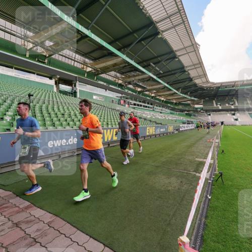 13.09.2026 - 21. swb-Marathon Bremen Michael Burmester http://msf.ph/oto/10303413 13.09.2026 12:47:01 Laufen im Stadion 195, 538, 567, 604, 621, 697, 868, 1017, 1034, 1181, 1241, 1554, 1863, 2021, 2084, 2087, 2266, 2297, 2538, 2646, 2809, 2889, 2956, 3118, 3196, 3242, 3284, 3297, 3424, 3520, 3794, 4025, 4157, 4236, 4239, 4614, 4729, 4777, 4808, 4992, 5024, 5238, 5283, 5674, 5719, 5725, 5803, 5976, 6053, 6686, 6708, 6784, 6815, 7102, 7336, 7538, 7814, 7871, 8060, 8319, 8325, 8331, 8334, 8611, 8621, 8670, 8701, 8756, 8936, 8980, 8983, 9061, 9273, 9495, 9544, 9689, 9813, 9918, 13034, 439 meine-sportfotos.de