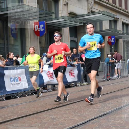 13.09.2026 - 21. swb-Marathon Bremen Strokosch-Dieckow http://msf.ph/oto/10303441 13.09.2026 10:51:25 Ziel 10162, 10183, 10281, 10334, 10348, 10467, 10641, 11145, 11273, 11542, 11685, 11733, 11777, 11784, 11787, 11962, 12329, 12349, 13631, 10381, 10471, 10515, 10544, 10763, 10808, 10825, 10862, 10887, 10984, 11503, 11537, 11801, 11973, 12051, 12133, 12424, 12548, 12552, 13631 meine-sportfotos.de