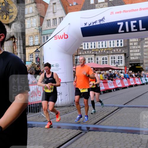 13.09.2026 - 21. swb-Marathon Bremen Tim E. http://msf.ph/oto/10303462 13.09.2026 10:46:29 Ziel 10447, 10992, 11706, 11925, 11926, 11956, 13529, 13609, 13612, 13640 meine-sportfotos.de
