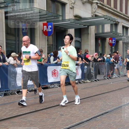 13.09.2026 - 21. swb-Marathon Bremen Strokosch-Dieckow http://msf.ph/oto/10303503 13.09.2026 10:51:37 Ziel 10162, 10183, 10218, 10281, 10348, 10467, 10588, 10641, 11273, 11277, 11285, 11376, 11487, 11542, 11555, 11685, 11733, 11777, 11784, 11869, 11877, 11962, 12349, 10334, 10348, 10381, 10544, 10763, 10825, 10862, 10887, 10984, 11145, 11787, 12051, 12329, 12424, 12548, 13631 meine-sportfotos.de
