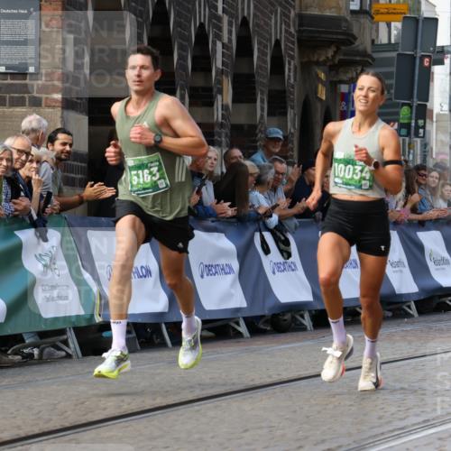 13.09.2026 - 21. swb-Marathon Bremen Strokosch-Dieckow http://msf.ph/oto/10303505 13.09.2026 12:55:48 Ziel 299, 4381, 9630, 1583, 2072, 5163, 10034, 13080 meine-sportfotos.de