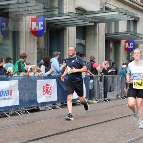 13.09.2026 - 21. swb-Marathon Bremen Strokosch-Dieckow http://msf.ph/oto/10303541 13.09.2026 10:51:39 Ziel 10162, 10183, 10218, 10281, 10588, 10641, 11277, 11285, 11376, 11487, 11542, 11555, 11685, 11733, 11777, 11784, 11869, 11877, 11962, 12349, 10162, 10281, 10334, 10348, 10381, 10467, 10544, 10763, 10825, 10862, 10887, 10984, 11145, 11273, 11787, 12329, 12424, 12548, 13631 meine-sportfotos.de