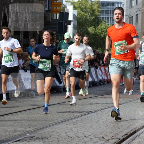 13.09.2026 - 21. swb-Marathon Bremen Strokosch-Dieckow http://msf.ph/oto/10303564 13.09.2026 13:30:01 Ziel 124, 716, 1073, 1243, 1581, 1861, 2076, 2289, 2742, 3030, 3320, 3618, 3667, 4115, 4575, 4576, 5244, 6006, 6127, 6384, 6725, 6930, 7079, 7384, 7426, 7884, 8481, 8594, 8612, 8771, 9049, 9534, 9747, 9770, 10013, 13031, 881, 1308, 1611, 1909, 1938, 2364, 4763, 5039, 5348, 5615, 6225, 6720, 6942, 6992, 6994, 7184, 7609, 7932, 7966, 8115, 8441, 9125, 9529 meine-sportfotos.de