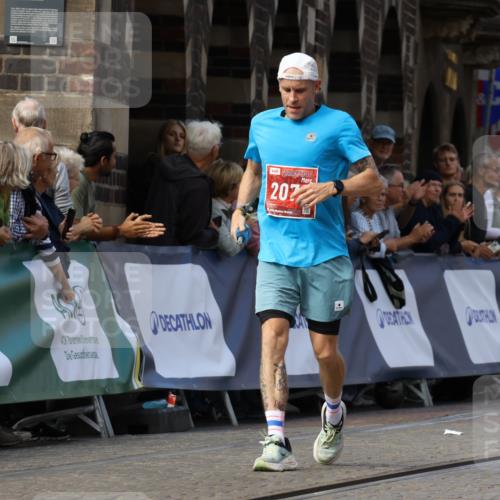 13.09.2026 - 21. swb-Marathon Bremen Strokosch-Dieckow http://msf.ph/oto/10303576 13.09.2026 12:56:04 Ziel 1583, 1724, 2072, 4381, 5163, 9630, 10034, 250, 6630 meine-sportfotos.de
