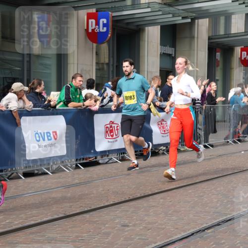 13.09.2026 - 21. swb-Marathon Bremen Strokosch-Dieckow http://msf.ph/oto/10303592 13.09.2026 10:51:43 Ziel 10183, 10218, 10588, 10641, 11277, 11285, 11376, 11487, 11555, 11685, 11777, 11784, 11869, 11877, 11962, 12349, 10162, 10281, 10334, 10348, 10467, 10544, 10763, 10825, 10862, 10984, 11145, 11273, 11542, 11733, 11787, 12329, 12424, 12548, 13631 meine-sportfotos.de