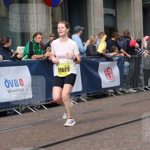 13.09.2026 - 21. swb-Marathon Bremen Strokosch-Dieckow http://msf.ph/oto/10303637 13.09.2026 10:51:45 Ziel 10218, 10588, 11277, 11285, 11371, 11376, 11487, 11555, 11685, 11784, 11869, 11877, 11962, 12349, 13578, 10162, 10183, 10281, 10334, 10348, 10467, 10544, 10641, 10763, 10862, 11145, 11273, 11542, 11685, 11733, 11777, 11787, 12329, 12424, 13631 meine-sportfotos.de