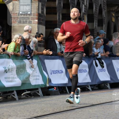 13.09.2026 - 21. swb-Marathon Bremen Strokosch-Dieckow http://msf.ph/oto/10303667 13.09.2026 12:56:18 Ziel 1583, 2072, 5163, 10034, 13080, 1212, 13224 meine-sportfotos.de