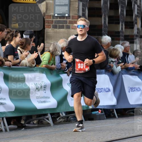 13.09.2026 - 21. swb-Marathon Bremen Strokosch-Dieckow http://msf.ph/oto/10303907 13.09.2026 12:57:06 Ziel 901, 1288, 4936, 7118, 7671, 850, 3368, 5912 meine-sportfotos.de