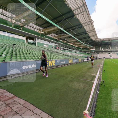 13.09.2026 - 21. swb-Marathon Bremen Michael Burmester http://msf.ph/oto/10303958 13.09.2026 12:47:20 Laufen im Stadion 195, 384, 538, 567, 604, 621, 697, 868, 889, 1034, 1181, 1241, 1554, 2021, 2087, 2266, 2297, 2538, 2646, 2809, 2889, 2956, 3118, 3196, 3242, 3284, 3297, 3424, 3466, 3520, 3794, 4025, 4236, 4239, 4614, 4729, 4777, 4808, 4992, 5024, 5238, 5283, 5674, 5719, 5725, 5803, 5976, 6025, 6053, 6686, 6708, 6784, 6815, 7102, 7538, 7803, 7814, 7871, 8060, 8319, 8325, 8331, 8334, 8611, 8621, 8670, 8701, 8980, 8983, 9010, 9061, 9495, 9544, 9689, 9813, 9918, 13034 meine-sportfotos.de