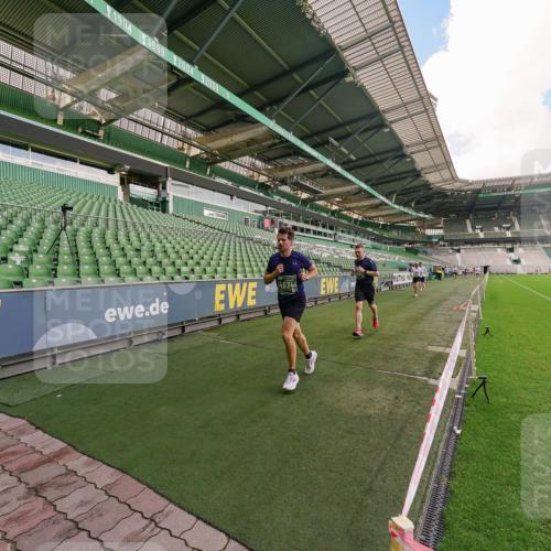 13.09.2026 - 21. swb-Marathon Bremen Michael Burmester http://msf.ph/oto/10303968 13.09.2026 12:47:29 Laufen im Stadion 382, 384, 538, 567, 604, 621, 697, 868, 889, 1034, 1181, 1554, 1872, 2021, 2087, 2266, 2538, 2646, 2809, 2956, 3118, 3196, 3242, 3284, 3297, 3424, 3466, 3520, 3794, 3910, 4025, 4236, 4239, 4614, 4712, 4729, 4777, 4808, 4992, 5024, 5238, 5283, 5674, 5725, 5803, 5976, 6025, 6053, 6058, 6686, 6708, 6784, 6815, 7102, 7399, 7538, 7803, 7814, 7871, 8060, 8334, 8611, 8621, 8670, 8701, 8706, 8980, 8981, 8983, 9010, 9061, 9495, 9544, 9689, 9813, 9918, 13034 meine-sportfotos.de