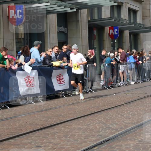 13.09.2026 - 21. swb-Marathon Bremen Strokosch-Dieckow http://msf.ph/oto/10303974 13.09.2026 10:52:00 Ziel 10588, 10761, 10958, 11371, 11487, 11604, 11605, 11610, 11669, 12319, 13578, 10162, 10183, 10218, 10281, 10348, 10467, 10641, 11273, 11277, 11285, 11376, 11542, 11555, 11685, 11733, 11777, 11784, 11869, 11877, 11962, 12329, 12349 meine-sportfotos.de