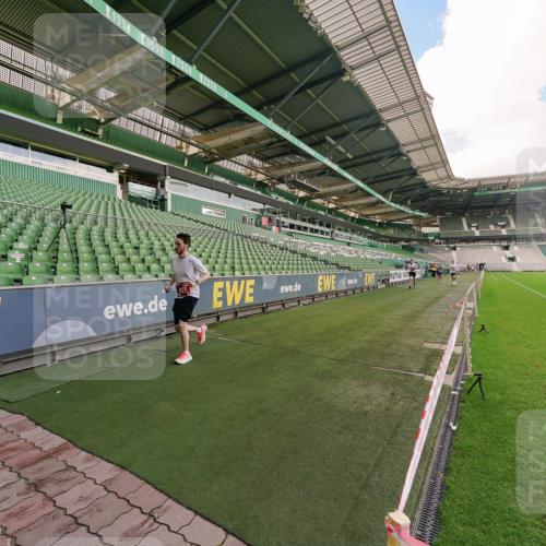13.09.2026 - 21. swb-Marathon Bremen Michael Burmester http://msf.ph/oto/10303979 13.09.2026 12:47:35 Laufen im Stadion 382, 384, 538, 567, 604, 621, 697, 868, 889, 1034, 1554, 1872, 1925, 2021, 2087, 2266, 2538, 2646, 2809, 2844, 2956, 3118, 3127, 3196, 3242, 3284, 3297, 3424, 3466, 3520, 3794, 3910, 4025, 4236, 4239, 4614, 4712, 4729, 4777, 4808, 4992, 5024, 5238, 5283, 5674, 5725, 5803, 5976, 6025, 6053, 6058, 6686, 6708, 6784, 6815, 7102, 7399, 7538, 7803, 7814, 7871, 8060, 8334, 8611, 8621, 8701, 8706, 8973, 8980, 8981, 8983, 9010, 9061, 9429, 9544, 9689, 9813, 9918, 13034 meine-sportfotos.de