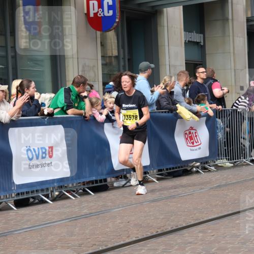 13.09.2026 - 21. swb-Marathon Bremen Strokosch-Dieckow http://msf.ph/oto/10304012 13.09.2026 10:52:08 Ziel 10761, 10812, 10958, 11109, 11350, 11371, 11604, 11605, 11610, 11669, 12319, 12361, 12439, 12533, 13578, 10183, 10218, 10588, 10641, 11277, 11285, 11376, 11487, 11555, 11685, 11777, 11784, 11869, 11877, 11962, 12349 meine-sportfotos.de