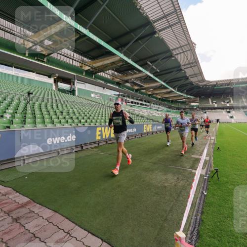 13.09.2026 - 21. swb-Marathon Bremen Michael Burmester http://msf.ph/oto/10304039 13.09.2026 12:48:17 Laufen im Stadion 382, 384, 524, 572, 621, 826, 868, 889, 1349, 1554, 1872, 1925, 2266, 2287, 2538, 2605, 2646, 2844, 2956, 3110, 3118, 3127, 3197, 3242, 3276, 3284, 3297, 3424, 3466, 3520, 3794, 3910, 4025, 4082, 4239, 4614, 4712, 4729, 4732, 4808, 4898, 4992, 5424, 5517, 5725, 5803, 5976, 6025, 6058, 6692, 6708, 6784, 6951, 7064, 7102, 7399, 7538, 7636, 7803, 7814, 7871, 7876, 8060, 8611, 8621, 8706, 8877, 8973, 8980, 8981, 9010, 9035, 9061, 9429, 9689, 9918 meine-sportfotos.de