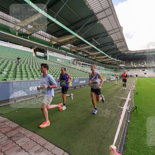 13.09.2026 - 21. swb-Marathon Bremen Michael Burmester http://msf.ph/oto/10304046 13.09.2026 12:48:18 Laufen im Stadion 382, 384, 524, 572, 621, 826, 868, 889, 1349, 1554, 1872, 1925, 2266, 2287, 2538, 2605, 2646, 2844, 2956, 3110, 3118, 3127, 3197, 3242, 3276, 3284, 3297, 3424, 3466, 3520, 3794, 3910, 4025, 4082, 4239, 4614, 4712, 4729, 4732, 4808, 4898, 4992, 5424, 5517, 5725, 5803, 5976, 6025, 6058, 6692, 6708, 6784, 6951, 7064, 7102, 7399, 7538, 7636, 7803, 7871, 7876, 8060, 8611, 8621, 8706, 8877, 8973, 8980, 8981, 9010, 9035, 9061, 9429, 9689, 9918 meine-sportfotos.de