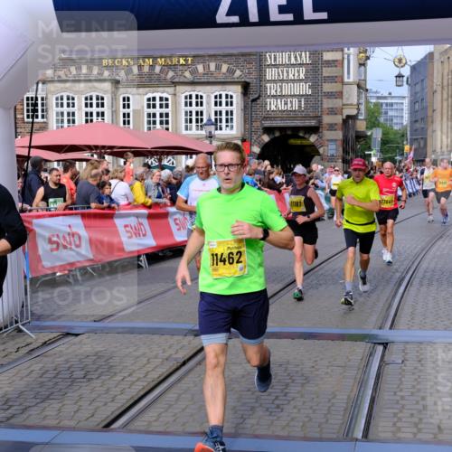 13.09.2026 - 21. swb-Marathon Bremen Tim E. http://msf.ph/oto/10304081 13.09.2026 10:47:34 Ziel 10189, 10310, 10319, 10744, 10898, 11187, 11269, 11462, 11650, 11651, 11814, 12048, 12195, 12298, 12415, 12470, 13528, 13545, 13589, 13613 meine-sportfotos.de