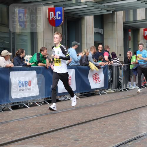 13.09.2026 - 21. swb-Marathon Bremen Strokosch-Dieckow http://msf.ph/oto/10304106 13.09.2026 10:52:11 Ziel 10193, 10761, 10812, 10906, 10958, 11109, 11144, 11350, 11362, 11604, 11605, 11610, 11669, 12319, 12361, 12439, 12533, 10218, 10588, 11277, 11285, 11371, 11376, 11487, 11555, 11784, 11869, 11877, 11962, 12349, 13578 meine-sportfotos.de