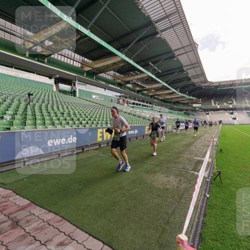 13.09.2026 - 21. swb-Marathon Bremen Michael Burmester http://msf.ph/oto/10304166 13.09.2026 12:49:19 Laufen im Stadion 382, 469, 524, 572, 663, 670, 779, 826, 889, 899, 1349, 1517, 1605, 1723, 1748, 1872, 1925, 2052, 2287, 2288, 2347, 2605, 2750, 2844, 2909, 3043, 3110, 3127, 3197, 3276, 3330, 3466, 3625, 3910, 3973, 4033, 4082, 4247, 4384, 4712, 4732, 4743, 4852, 4898, 4990, 5111, 5377, 5383, 5424, 5517, 5570, 5585, 5594, 5648, 6025, 6058, 6652, 6692, 6842, 6906, 6951, 7064, 7109, 7115, 7121, 7399, 7636, 7803, 7876, 8706, 8877, 8973, 8981, 9010, 9035, 9429, 195 meine-sportfotos.de