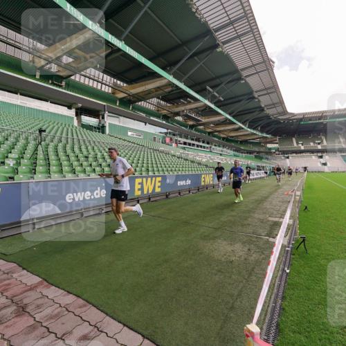 13.09.2026 - 21. swb-Marathon Bremen Michael Burmester http://msf.ph/oto/10304175 13.09.2026 12:49:21 Laufen im Stadion 382, 469, 524, 572, 663, 670, 779, 826, 889, 899, 1349, 1517, 1605, 1723, 1748, 1872, 1925, 2052, 2287, 2288, 2347, 2605, 2750, 2844, 2909, 3043, 3110, 3127, 3197, 3276, 3330, 3625, 3910, 3973, 4033, 4082, 4247, 4384, 4712, 4732, 4743, 4852, 4898, 4990, 5111, 5377, 5383, 5424, 5517, 5570, 5585, 5594, 5648, 6025, 6058, 6652, 6692, 6842, 6906, 6951, 7064, 7109, 7115, 7121, 7399, 7636, 7803, 7876, 8706, 8877, 8973, 8981, 9010, 9035, 9429, 195 meine-sportfotos.de