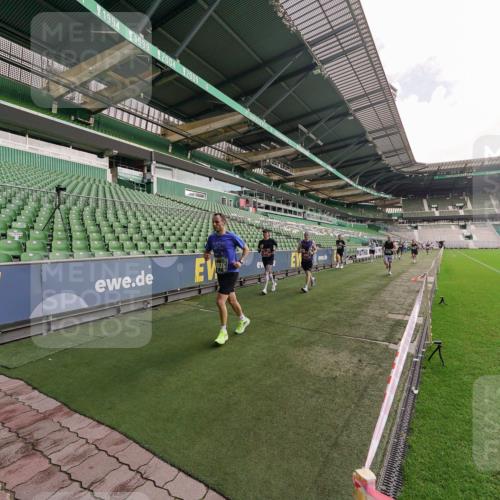 13.09.2026 - 21. swb-Marathon Bremen Michael Burmester http://msf.ph/oto/10304178 13.09.2026 12:49:22 Laufen im Stadion 382, 469, 524, 572, 663, 670, 779, 826, 889, 899, 1349, 1517, 1605, 1723, 1748, 1872, 1925, 2052, 2287, 2288, 2347, 2605, 2750, 2844, 2909, 3043, 3110, 3127, 3197, 3276, 3330, 3625, 3910, 3973, 4033, 4082, 4247, 4384, 4712, 4732, 4743, 4852, 4898, 4990, 5111, 5377, 5383, 5424, 5517, 5570, 5585, 5594, 5648, 6025, 6058, 6652, 6692, 6842, 6906, 6951, 7064, 7109, 7115, 7121, 7399, 7636, 7803, 7876, 8706, 8877, 8973, 8981, 9010, 9035, 9429, 195 meine-sportfotos.de