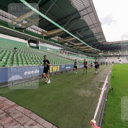 13.09.2026 - 21. swb-Marathon Bremen Michael Burmester http://msf.ph/oto/10304191 13.09.2026 12:49:27 Laufen im Stadion 382, 469, 524, 572, 663, 670, 779, 826, 889, 899, 1349, 1517, 1605, 1723, 1748, 1872, 1925, 2052, 2287, 2288, 2291, 2347, 2360, 2605, 2750, 2844, 2909, 3043, 3110, 3127, 3197, 3276, 3330, 3625, 3910, 3973, 4033, 4082, 4247, 4384, 4712, 4732, 4743, 4852, 4898, 4990, 5111, 5377, 5383, 5424, 5517, 5570, 5585, 5594, 5648, 6058, 6652, 6692, 6842, 6906, 6951, 7064, 7109, 7115, 7121, 7399, 7636, 7803, 7876, 8706, 8877, 8973, 8981, 9010, 9035, 9429, 195 meine-sportfotos.de