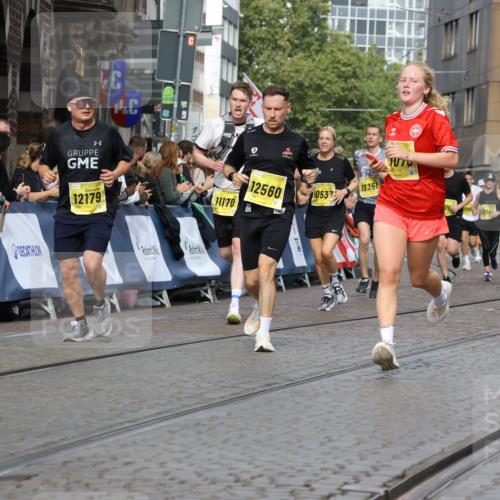 13.09.2026 - 21. swb-Marathon Bremen Strokosch-Dieckow http://msf.ph/oto/10304243 13.09.2026 10:50:57 Ziel 10267, 10525, 10764, 10840, 11220, 11276, 11664, 11742, 11753, 11774, 12052, 12070, 12078, 12309, 12447, 12488, 13544, 10200, 10471, 10515, 10808, 11339, 11537, 11625, 11626, 11801, 12303, 12407, 12552 meine-sportfotos.de
